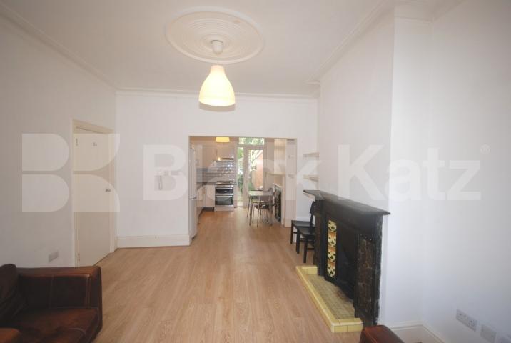 			NEW INSTRUCTION!, 4 Bedroom, 1 bath, 1 reception House			 Belmont Avenue, Turnpike Lane